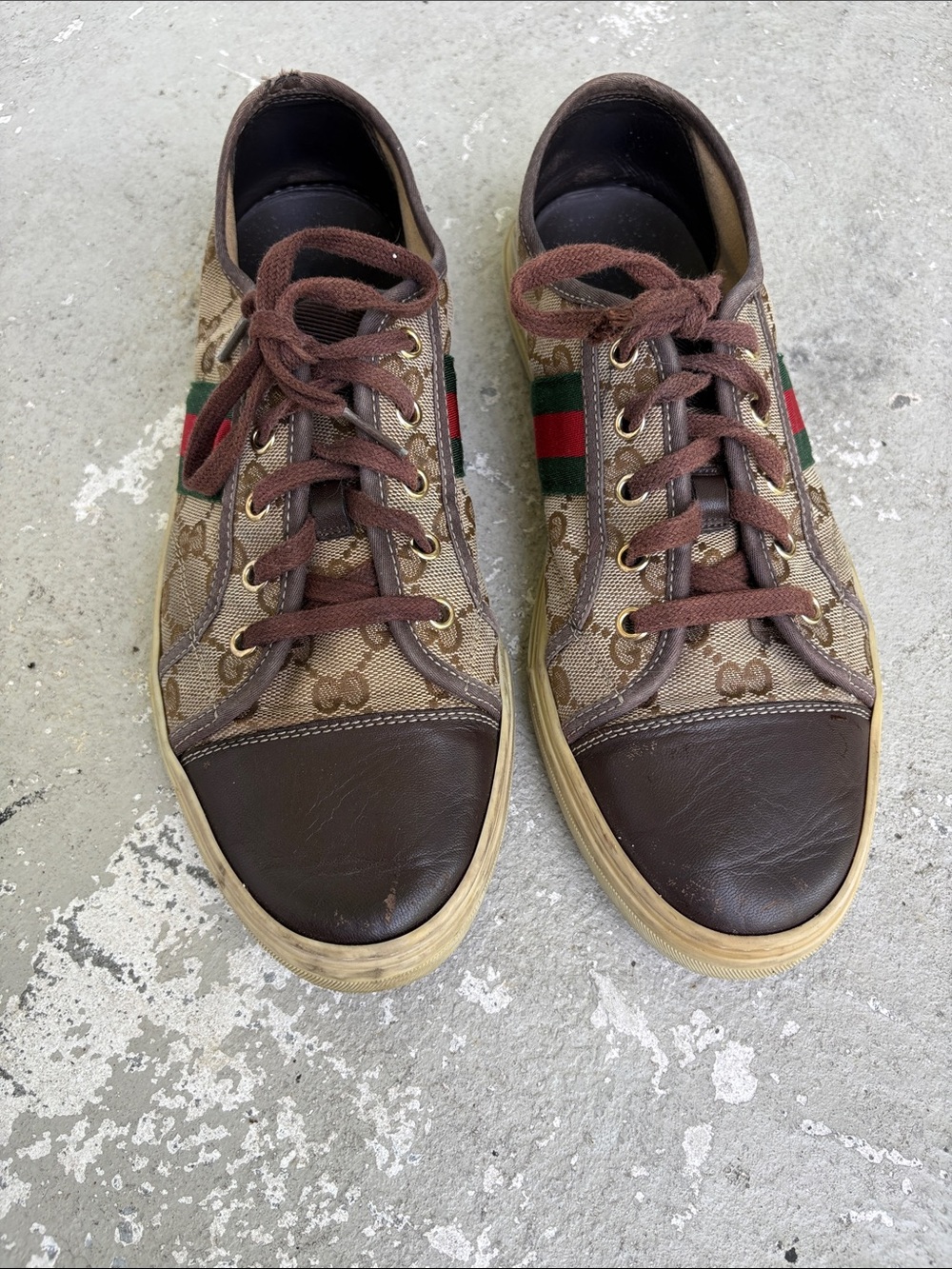 Gucci supreme tennis shoes